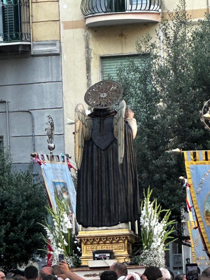 A Cas Ra Nonna Villa Napoli Exterior foto